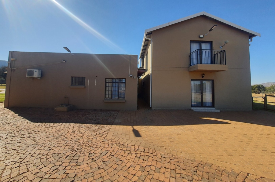 5 Bedroom Property for Sale in Rietfontein A H North West